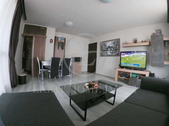 Тристаен апартамент в Пловдив, Кършияка - 100 кв.м за 1580 €/кв.м - Снимка #1