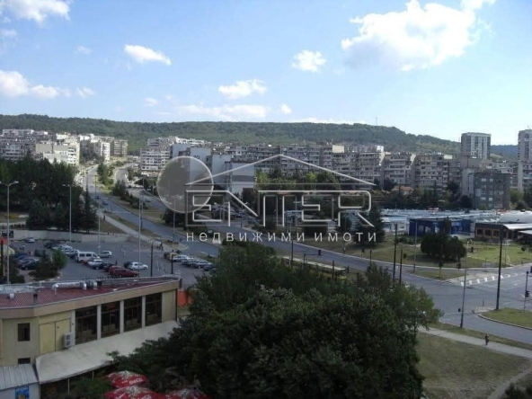 Двустаен апартамент в Варна, Владислав Варненчик - 40 кв.м за 1998 €/кв.м - Снимка #1