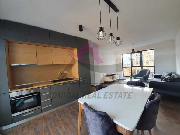 Дава се под наем Тристаен апартамент в Варна, Операта - 87 кв.м за 800 € - Снимка #1