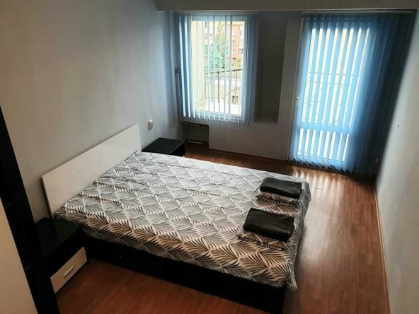 Дава се под наем Двустаен апартамент в Бургас, Лазур - 60 кв.м за 459 € - Снимка #1
