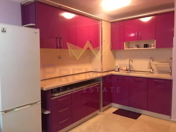 Дава се под наем Двустаен апартамент в Варна, Лятно кино Тракия - 65 кв.м за 408 € - Снимка #1