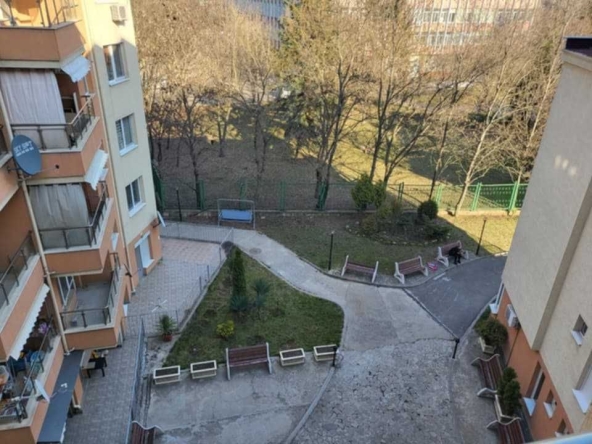 Дава се под наем Двустаен апартамент в София, Свобода - 55 кв.м за 382.5 € - Снимка #1