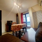 Дава се под наем Тристаен апартамент в Бургас, Възраждане - 33 кв.м за 408 € - Снимка #1