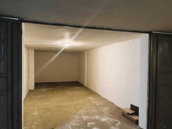 Дава се под наем Гараж / Паркомясто в Стара Загора, Център - 25 кв.м за 76.5 € - Снимка #1