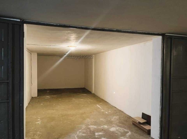 Дава се под наем Гараж / Паркомясто в Стара Загора, Център - 25 кв.м за 76.5 € - Снимка #1