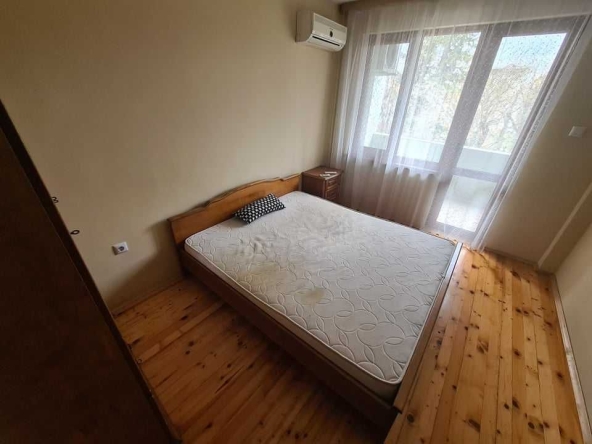 Дава се под наем Двустаен апартамент в Бургас, Братя Миладинови - 64 кв.м за 255 € - Снимка #1