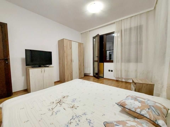 Дава се под наем Многостаен апартамент в Бургас, Възраждане - 100 кв.м за 357 € - Снимка #1