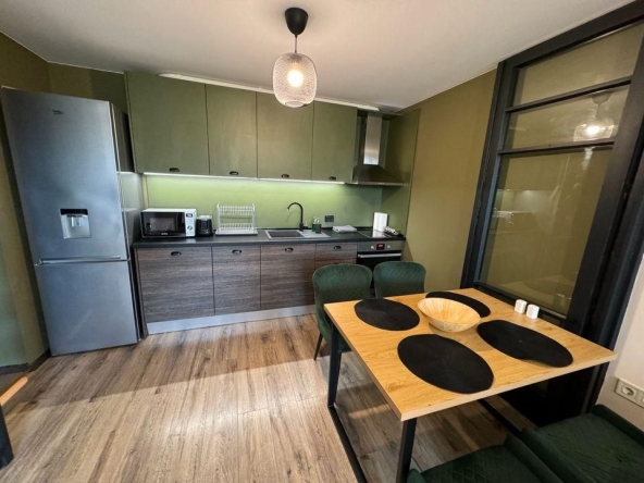 Дава се под наем Двустаен апартамент в Варна, Спортна зала - 69 кв.м за 650 € - Снимка #1