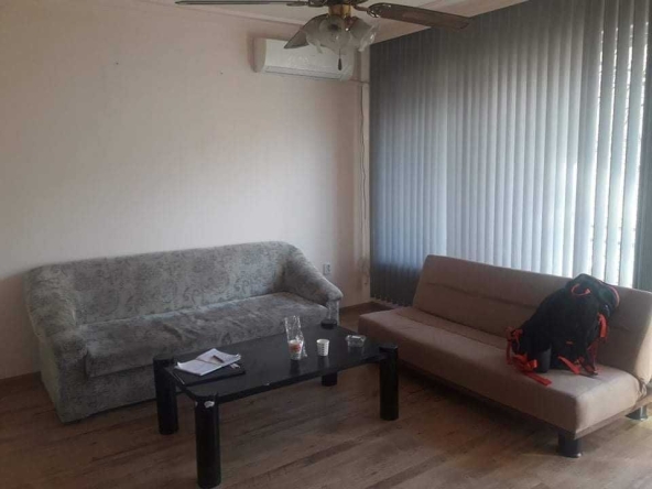 Дава се под наем Тристаен апартамент в Пловдив, Западен - 88 кв.м за 357 € - Снимка #1