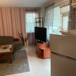 Дава се под наем Тристаен апартамент в Бургас, Лазур - 110 кв.м за 350 € - Снимка #1