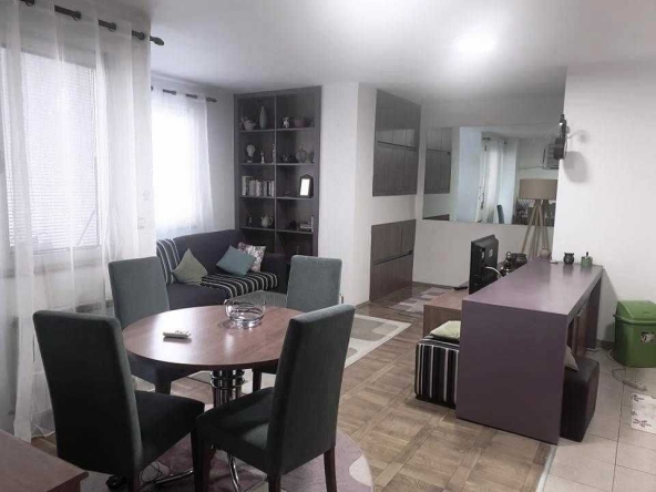 Дава се под наем Двустаен апартамент в София, Люлин 6 - 70 кв.м за 484.5 € - Снимка #1