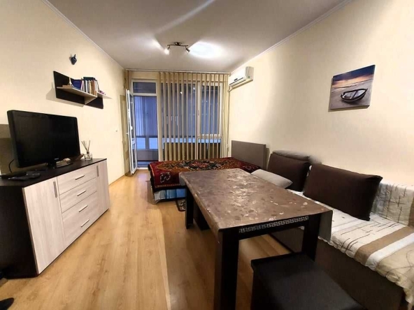 Дава се под наем Двустаен апартамент в Бургас, Сарафово - 70 кв.м за 102 € - Снимка #1