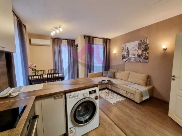 Дава се под наем Двустаен апартамент в Варна, Гръцка махала - 70 кв.м за 670 € - Снимка #1