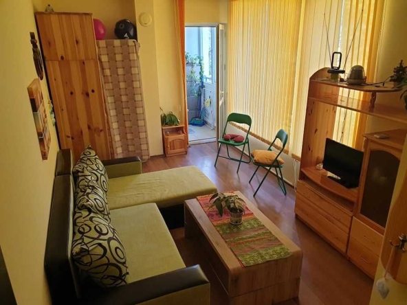 Дава се под наем Едностаен апартамент в Бургас, Възраждане - 45 кв.м за 170 € - Снимка #1