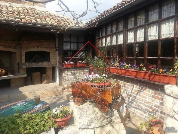 Заведение в Варна, м-т Пчелина - 500 кв.м за 3 €/кв.м - Снимка #1