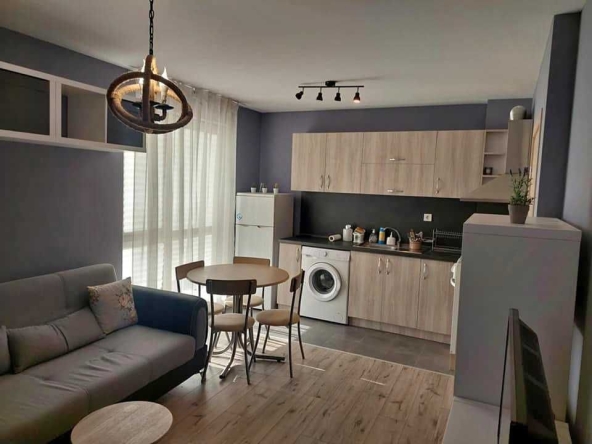 Дава се под наем Двустаен апартамент в Шумен, Болницата - 60 кв.м за 331.5 € - Снимка #1