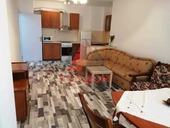 Дава се под наем Тристаен апартамент в Варна, Колхозен пазар - 80 кв.м за 612 € - Снимка #1
