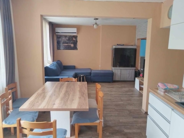 Дава се под наем Четиристаен апартамент в София, Редута - 120 кв.м за 750 € - Снимка #1