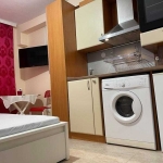 Дава се под наем Едностаен апартамент в Варна, Общината - 30 кв.м за 331.5 € - Снимка #1