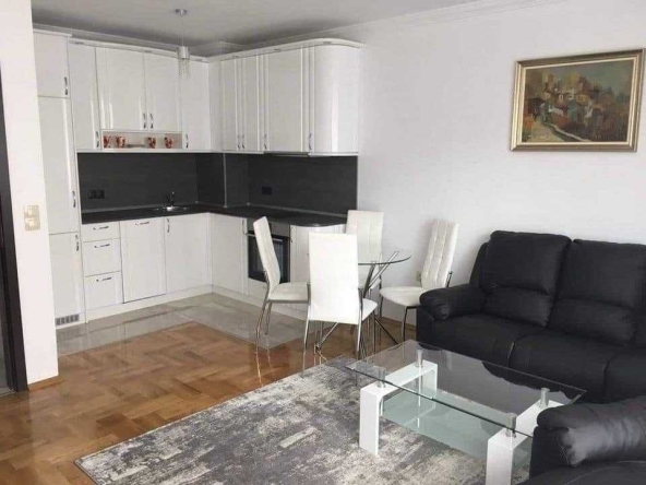 Дава се под наем Двустаен апартамент в София, Дианабад - 75 кв.м за 372.3 € - Снимка #1