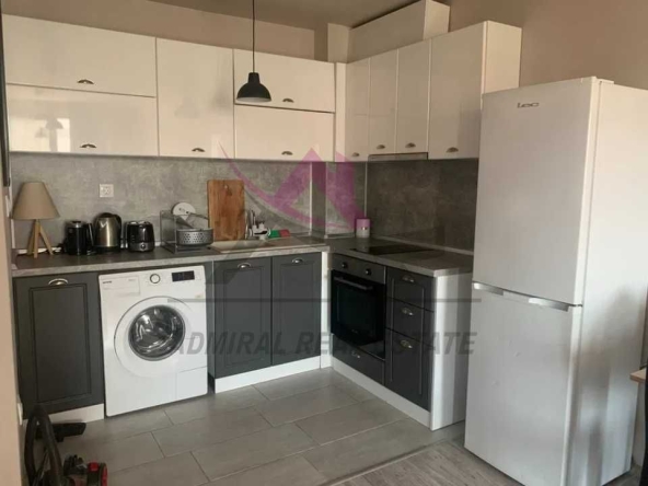 Дава се под наем Двустаен апартамент в Варна, Базар Левски - 60 кв.м за 450 € - Снимка #1