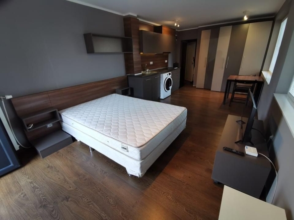 Дава се под наем Едностаен апартамент в София, Студентски град - 45 кв.м за 450 € - Снимка #1