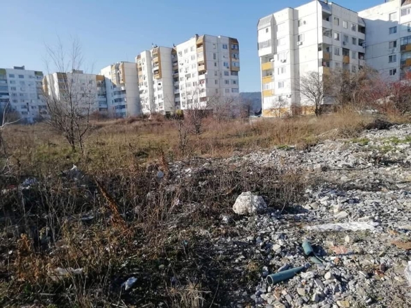 Парцел в Шумен, Еверест - 586 кв.м за 96 €/кв.м - Снимка #1