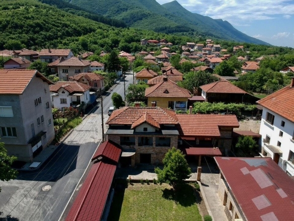 Къща в Враца, в.з. Бистрец - 240 кв.м за 553 €/кв.м - Снимка #1