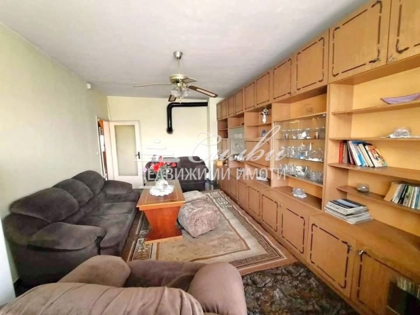 Четиристаен апартамент в Шумен, Център - 118 кв.м за 1379 €/кв.м - Снимка #1