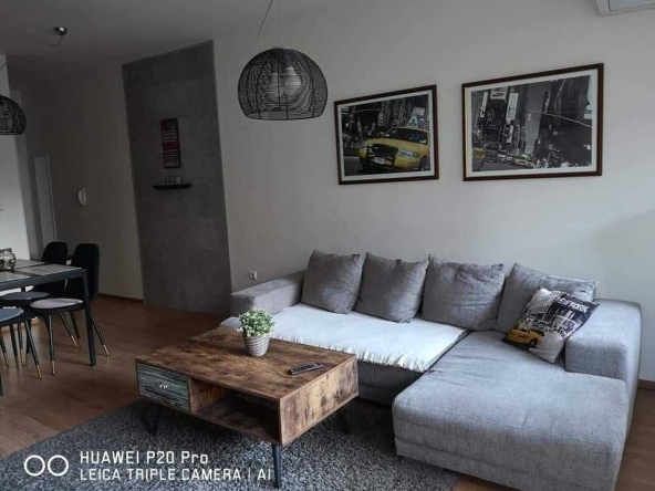 Дава се под наем Двустаен апартамент в Варна, Гръцка махала - 60 кв.м за 612 € - Снимка #1