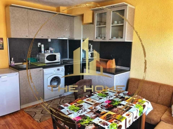 Дава се под наем Двустаен апартамент в Варна, Цветен квартал - 35 кв.м за 330 € - Снимка #1