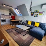 Дава се под наем Двустаен апартамент в София, Център - 70 кв.м за 673.2 € - Снимка #1