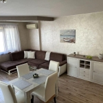 Дава се под наем Двустаен апартамент в Варна, Лятно кино Тракия - 78 кв.м за 648.21 € - Снимка #1