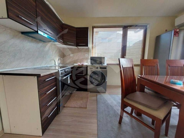 Дава се под наем Двустаен апартамент в Варна, Лятно кино Тракия - 50 кв.м за 438.6 € - Снимка #1