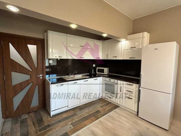 Дава се под наем Четиристаен апартамент в Варна, ВИНС - 110 кв.м за 747.66 € - Снимка #1