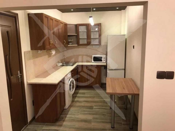 Дава се под наем Тристаен апартамент в Варна, ВИНС - 90 кв.м за 698.19 € - Снимка #1