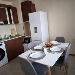 Дава се под наем Двустаен апартамент в Варна, Победа - 77 кв.м за 558.45 € - Снимка #1