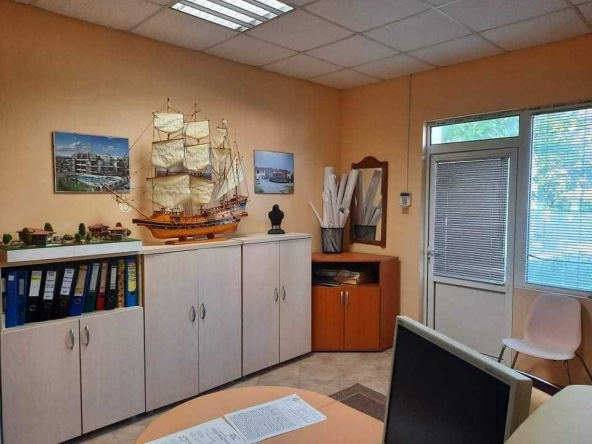 Къща в с. Аврен, Област Варна - 183 кв.м за 536 €/кв.м - Снимка #1