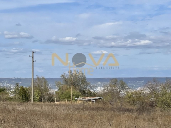 Парцел в Варна, м-т Боровец - север - 1600 кв.м за 40 €/кв.м - Снимка #1