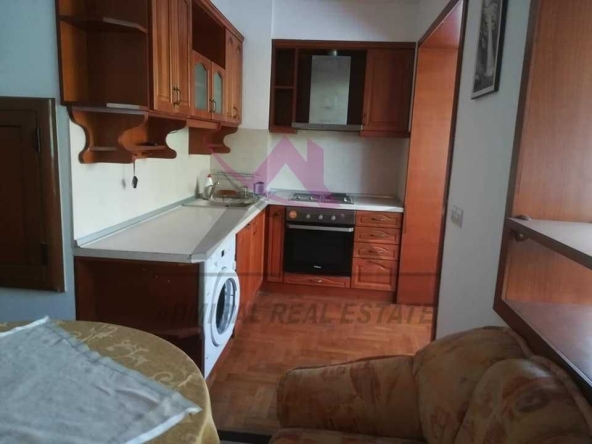 Дава се под наем Четиристаен апартамент в Варна, Левски - 100 кв.м за 498.27 € - Снимка #1