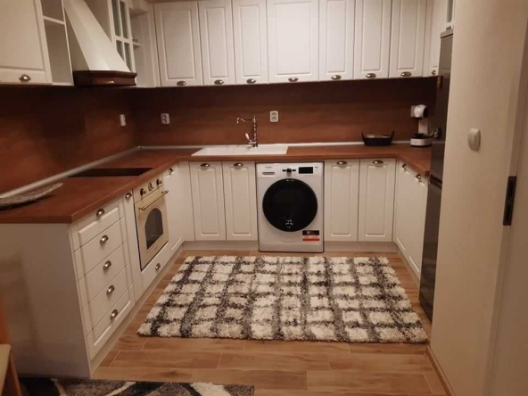 Дава се под наем Едностаен апартамент в София, Лозенец - 44 кв.м за 498.27 € - Снимка #1