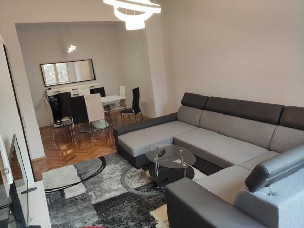 Дава се под наем Тристаен апартамент в София, Зона Б-5 - 120 кв.м за 797.64 € - Снимка #1