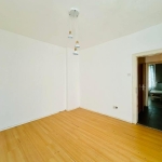 Дава се под наем Тристаен апартамент в София, Център - 86 кв.м за 797.64 € - Снимка #1