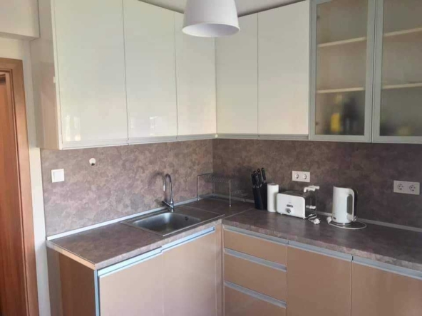 Дава се под наем Едностаен апартамент в София, Младост 1 - 42 кв.м за 323.85 € - Снимка #1
