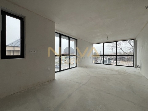 Тристаен апартамент в Варна, Бриз - 105 кв.м за 1020 €/кв.м - Снимка #1