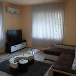 Дава се под наем Двустаен апартамент в Пловдив, Младежки Хълм - 70 кв.м за 490 € - Снимка #1