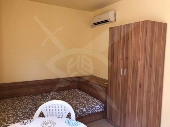 Дава се под наем Едностаен апартамент в Варна, Левски - 30 кв.м за 348.84 € - Снимка #1