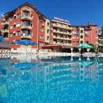 Двустаен апартамент в к.к. Слънчев бряг - 71 кв.м за 1085 €/кв.м - Снимка #1