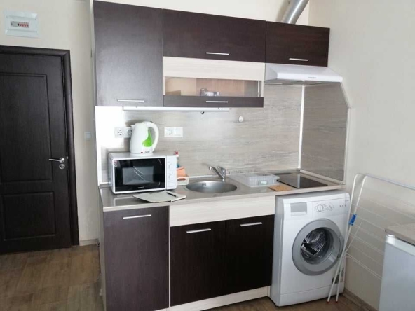 Дава се под наем Тристаен апартамент в Пловдив, Южен - 90 кв.м за 331.5 € - Снимка #1