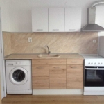 Дава се под наем Едностаен апартамент в Ямбол, Златен рог - 42 кв.м за 255 € - Снимка #1